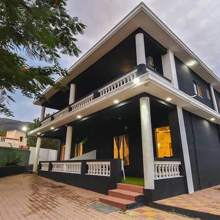 Black Stone Villa Kārli Екстериор снимка