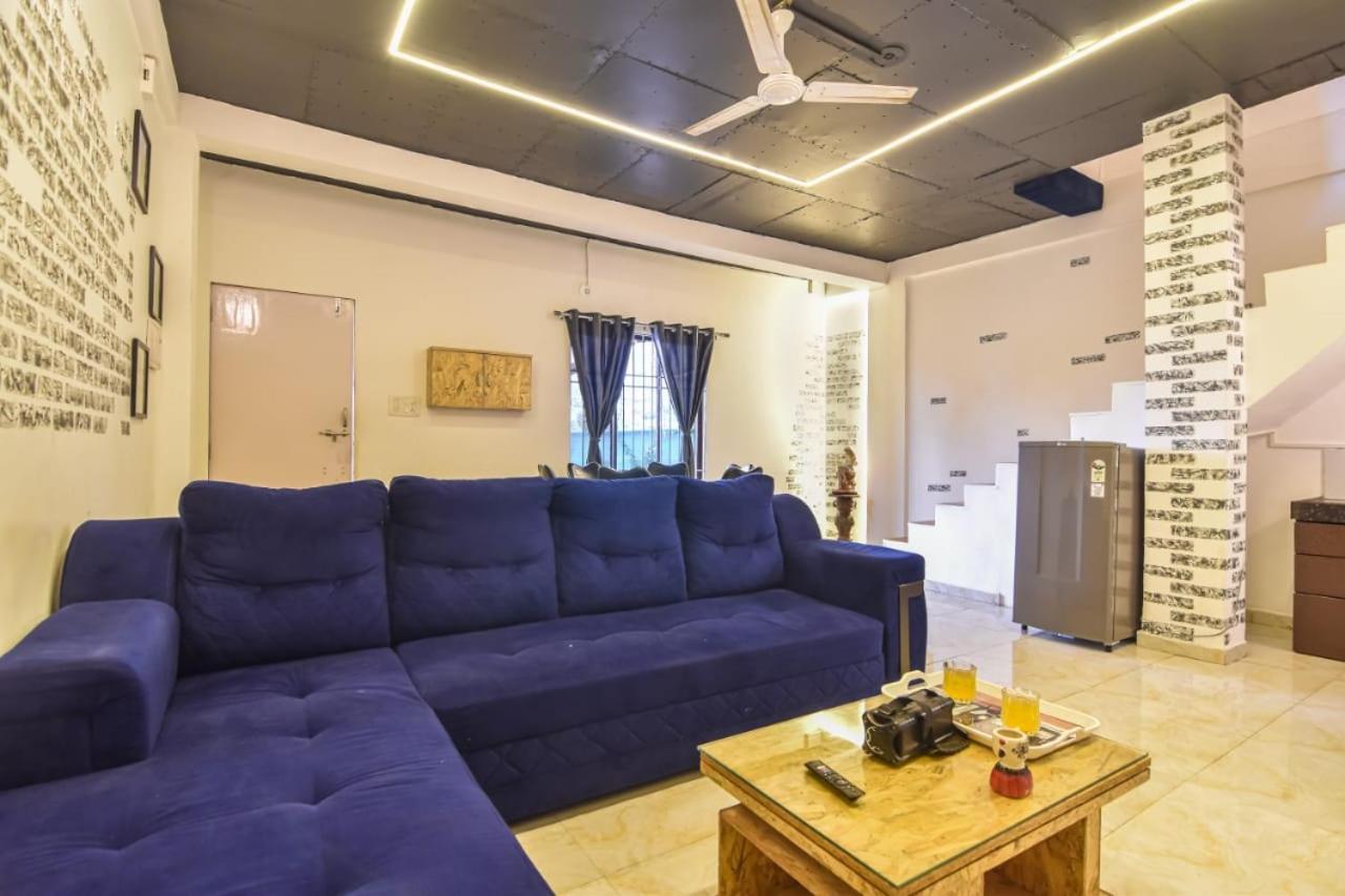 Black Stone Villa Kārli Екстериор снимка